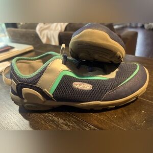 Keen Shoes